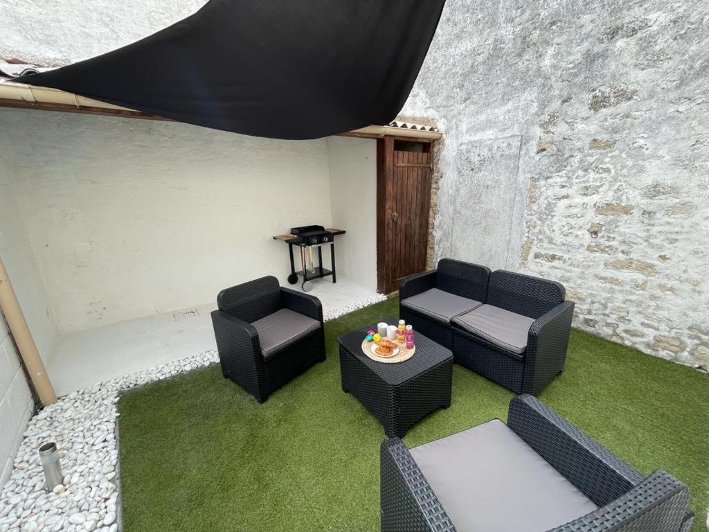 Le Boinot - Patio Prive, Wifi Haut Debit, Netflix, Stationnement Gratuit Ньор Экстерьер фото